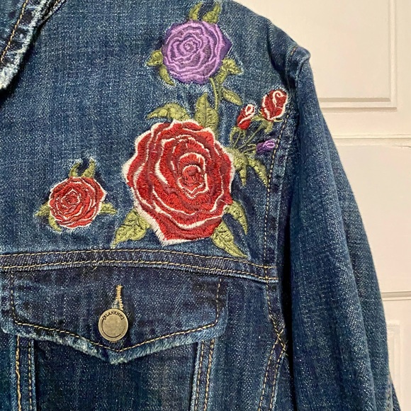Great embroidered distressed jean jacket from Blank - Picture 2 of 6